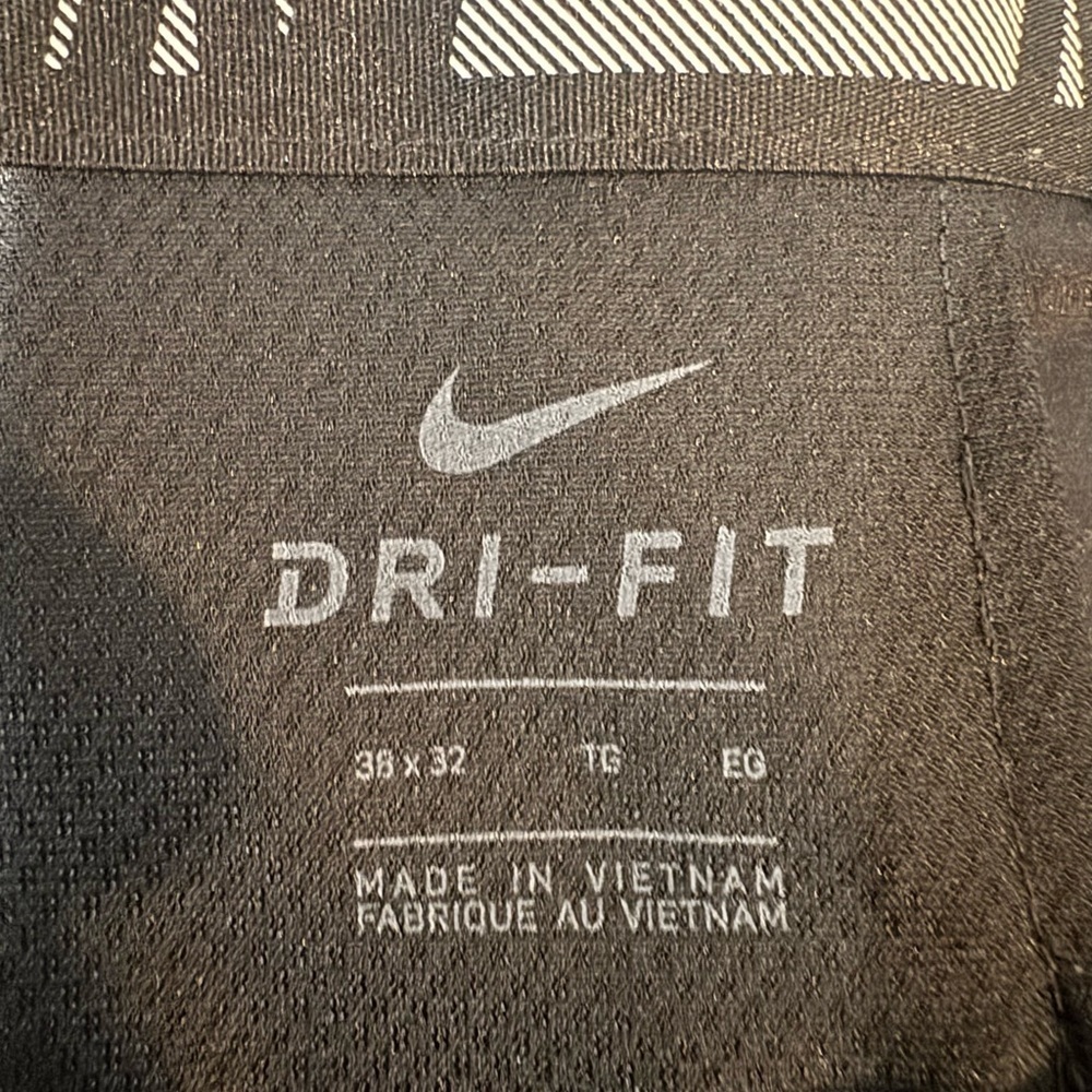 Nike Dri-FIT Victory Golf Straight Leg Pants Black Men’s Size 38x32 - Picture 8 of 11